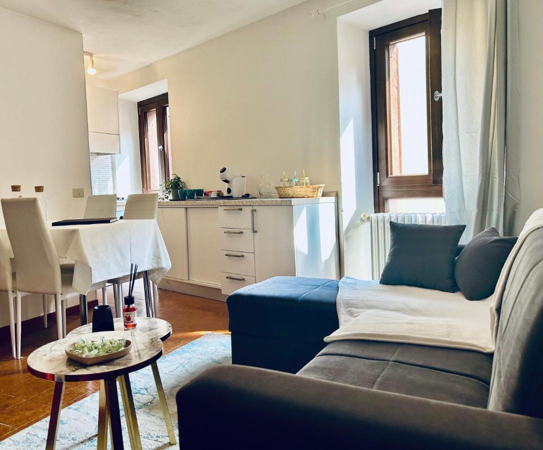Ferienwohnung Tua Duplex Saló Exterior foto