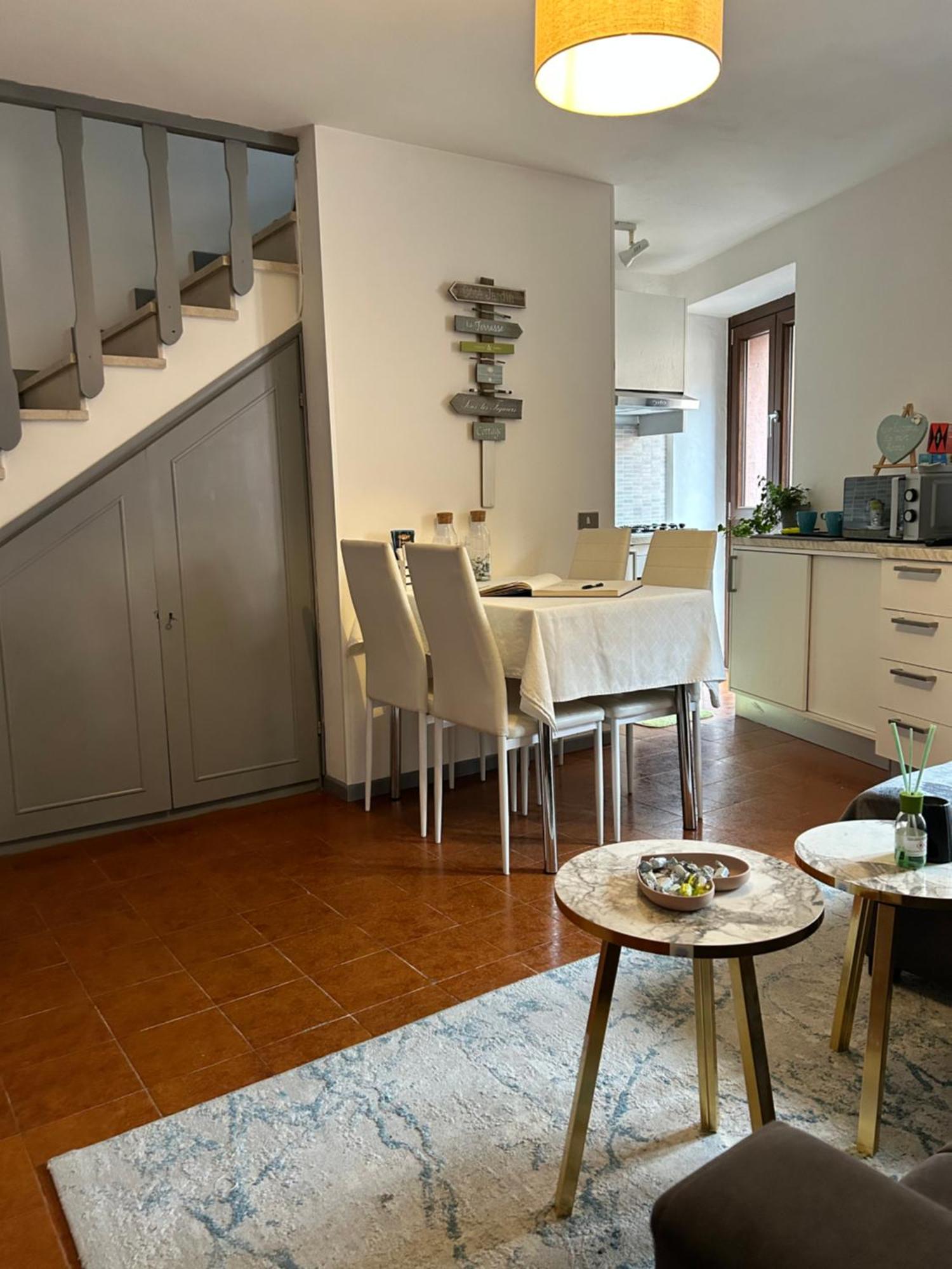 Ferienwohnung Tua Duplex Saló Exterior foto
